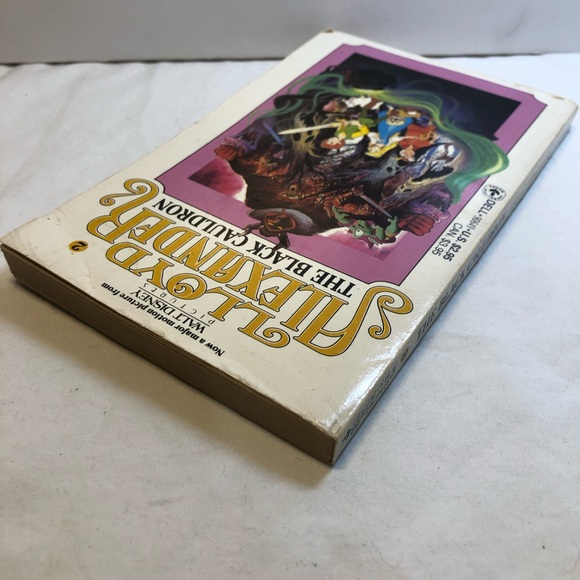 The Black Cauldron- Walt Disney- 1985 Vintage Paperback Book Movie tie in - Picture 8 of 9